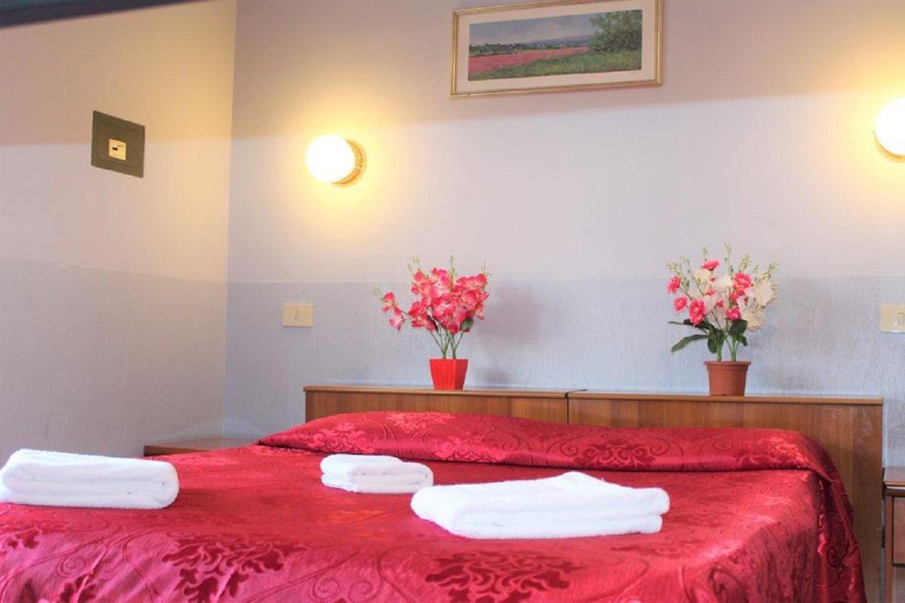 Hotel Eurorooms Rome Bagian luar foto