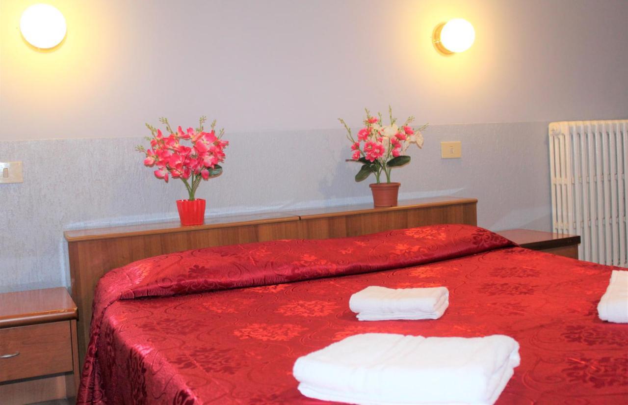 Hotel Eurorooms Rome Bagian luar foto